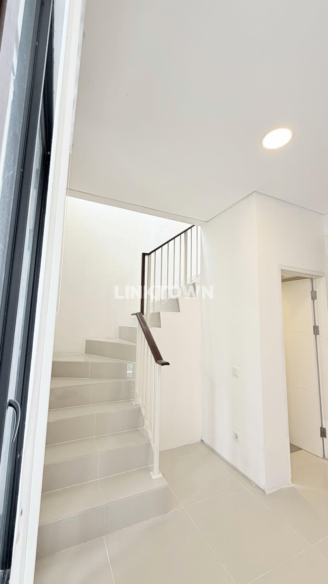 Rumah Modern Minimalis Cluster Northwest Hill di Kawasan Elit Citraland Utara Surabaya
