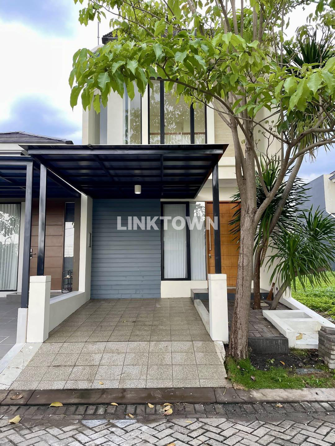 Rumah Modern Minimalis Cluster Northwest Hill di Kawasan Elit Citraland Utara Surabaya Rumah Modern Minimalis Cluster Northwest Hill di Kawasan Elit Citraland Utara Surabaya