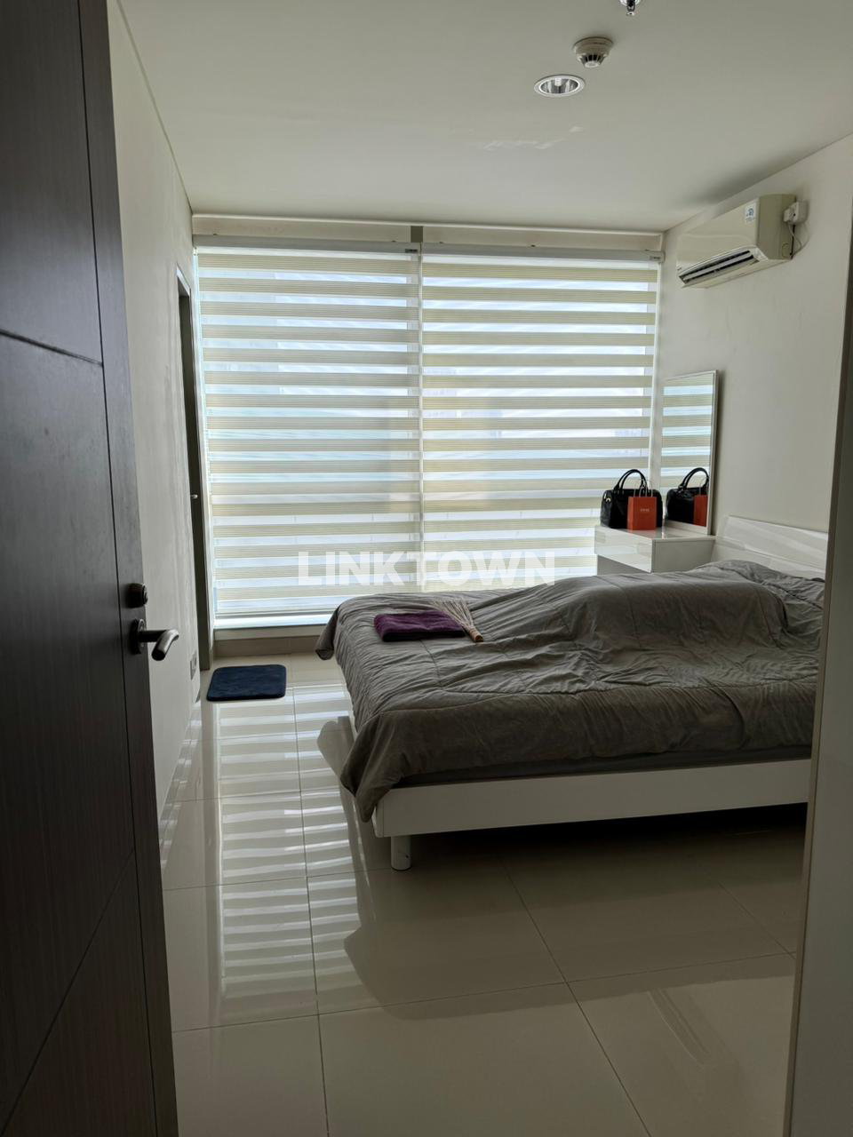 Disewakan Apartemen Praxis Full Furnished Tengah Kota Surabaya Disewakan Apartemen Praxis Full Furnished Tengah Kota Surabaya