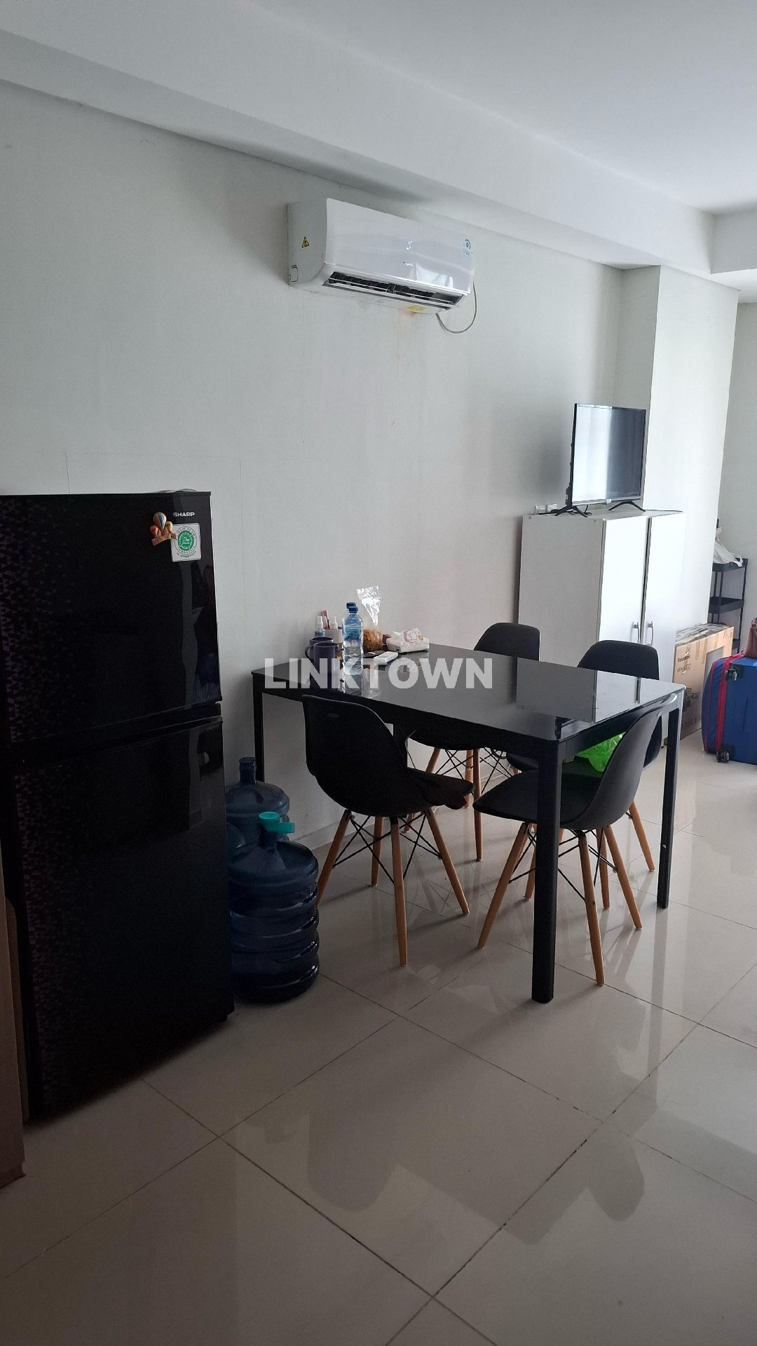 Disewakan Cepat Apartement Daan Mogot City Semi Furnish
