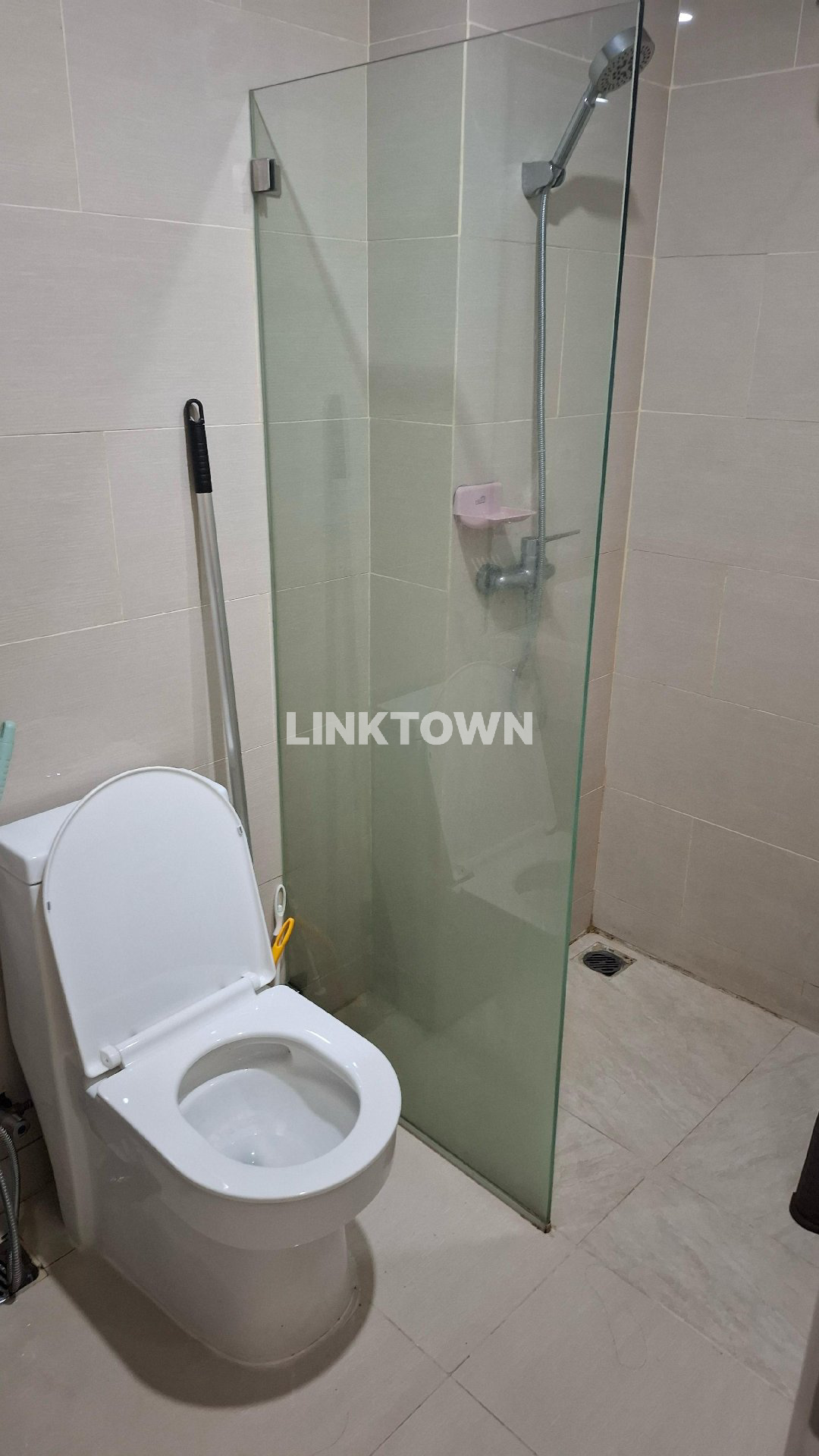 Disewakan Cepat Apartement Daan Mogot City Semi Furnish