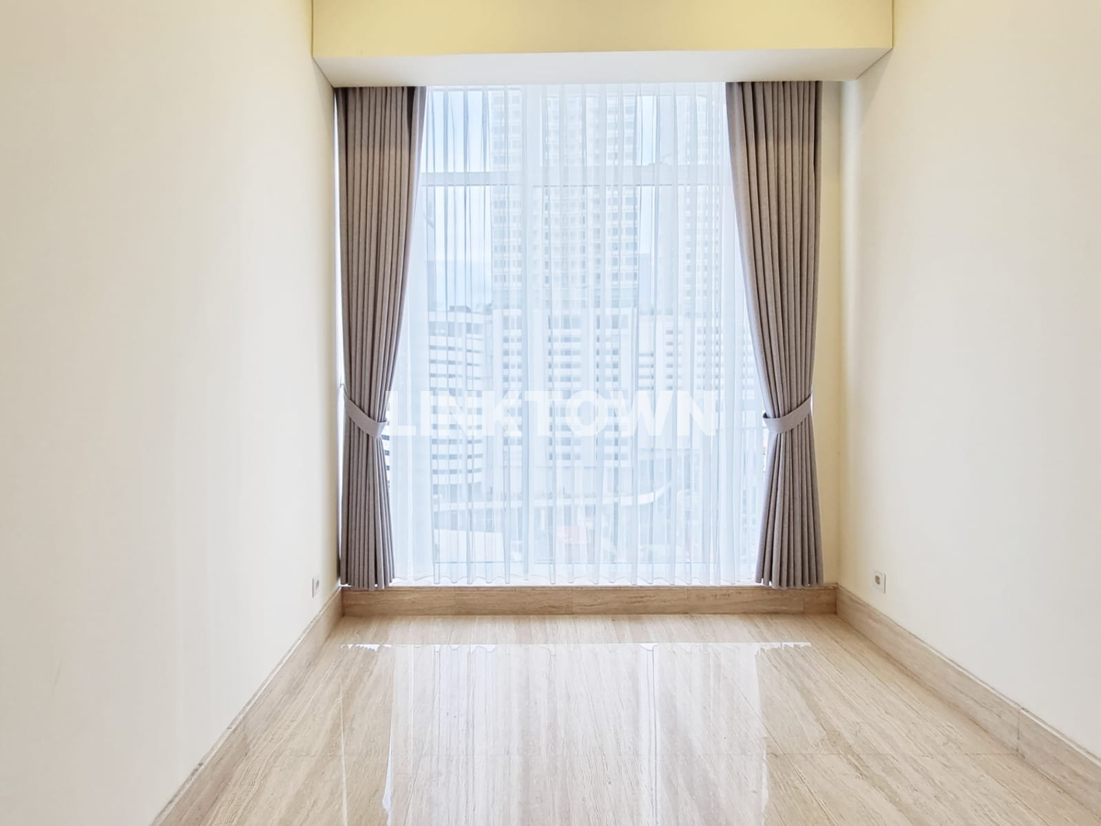 Disewakan Apartement South Hills Jakarta Selatan
