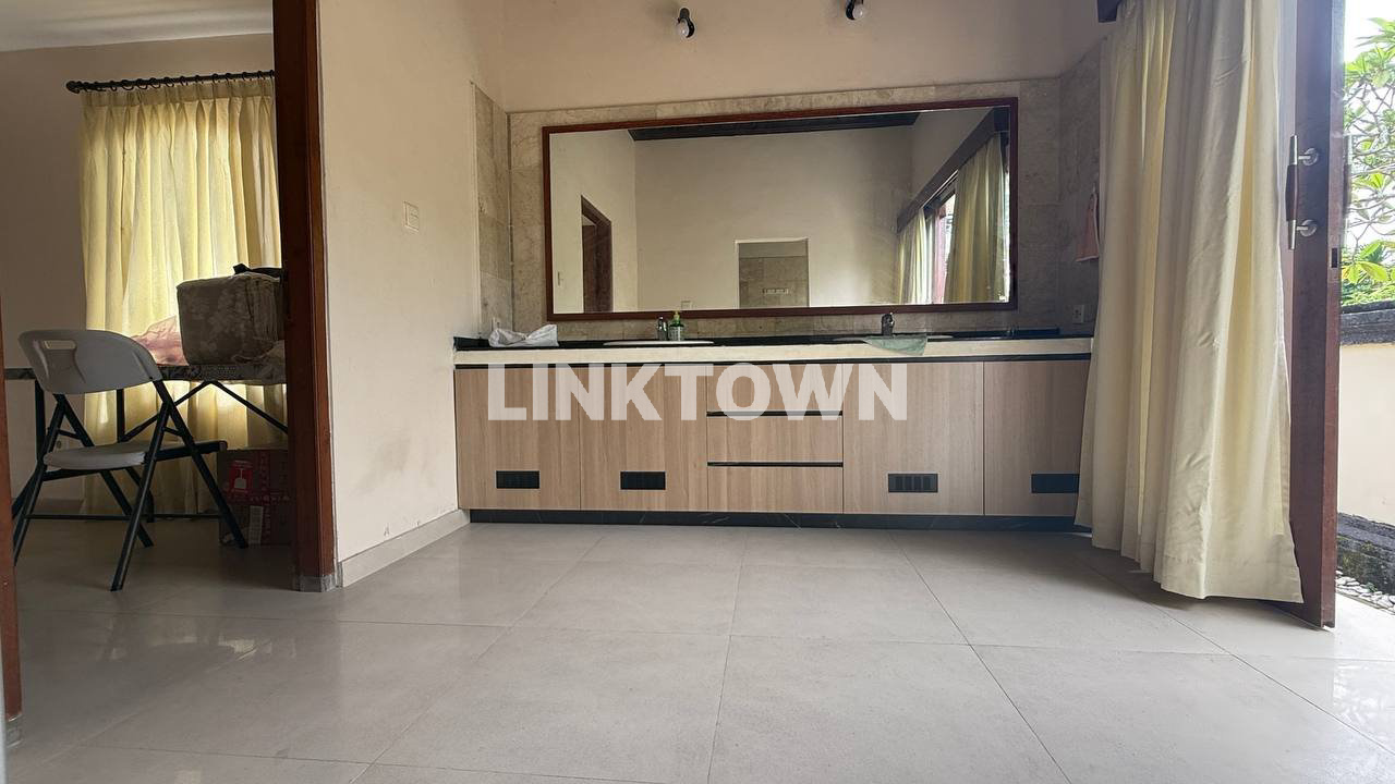 Villa for sale in Melasti Full renovation end of 2025