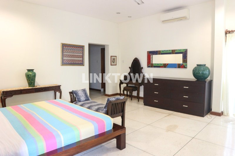 Dijual Tanah bonus Villa di Canggu Bali