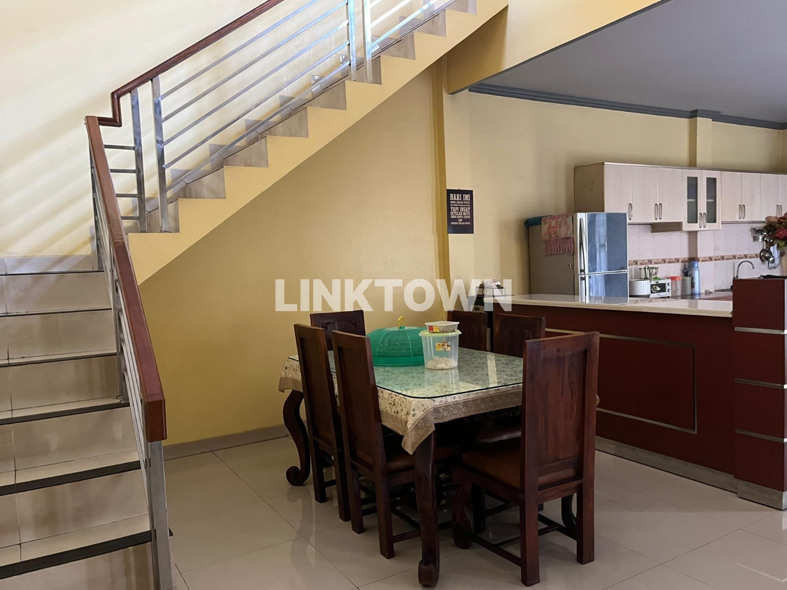 Dijual Rumah 2 Lantai di Tangerang Siap Huni