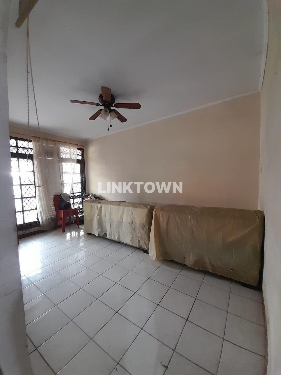 Dijual Rumah 1 Langkah Ke Summarecon Bekasi