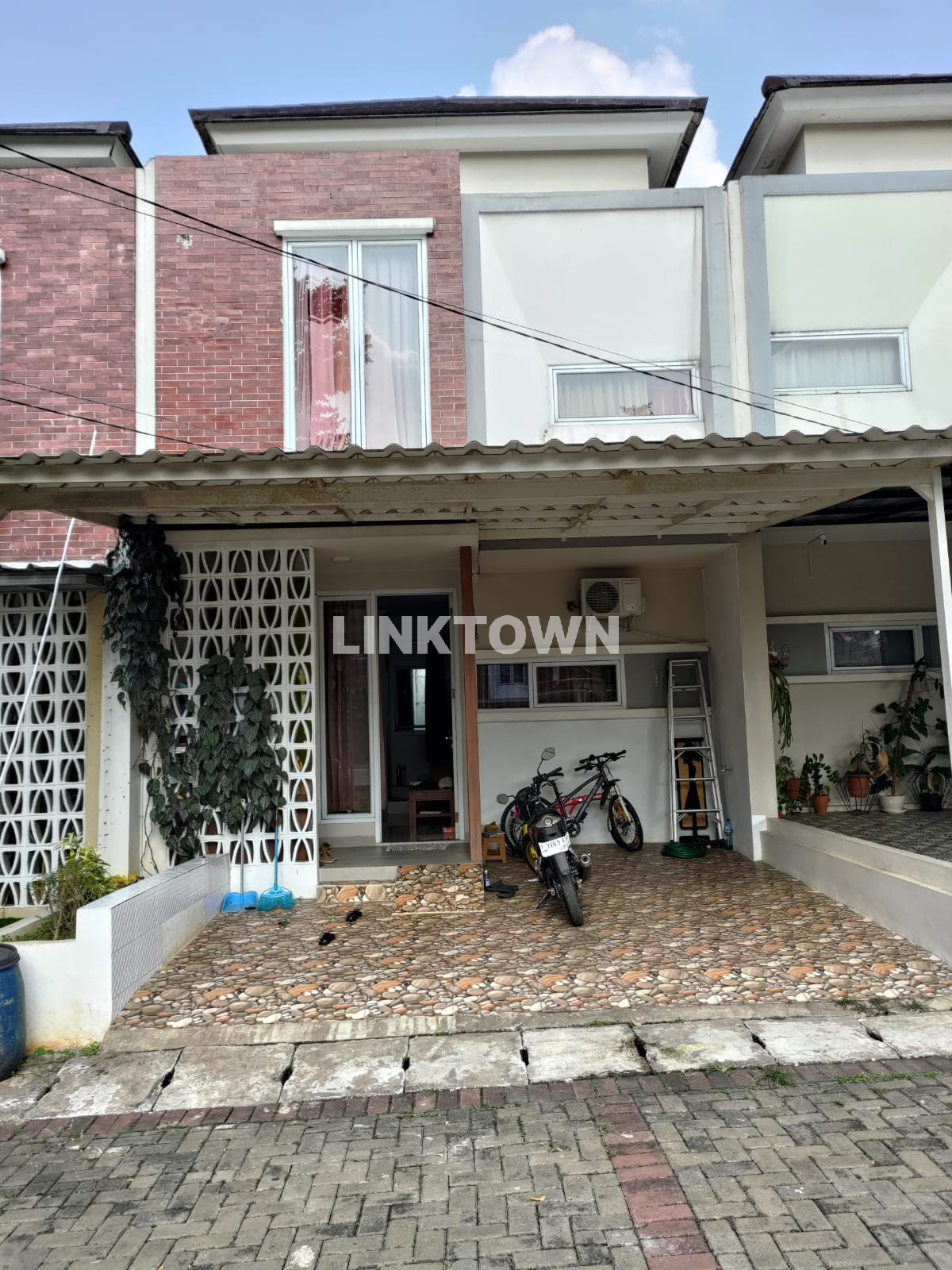 Dijual Rumah 2 Lantai The Orchard Parung Dijual Rumah 2 Lantai The Orchard Parung