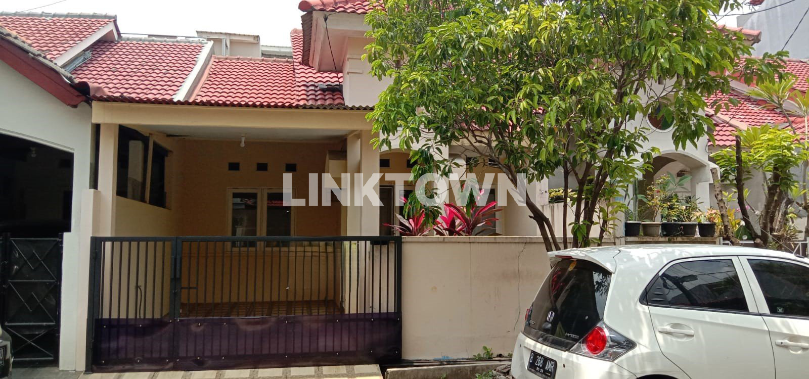 Dijual Rumah di Grand Galaxy Park Dijual Rumah di Grand Galaxy Park
