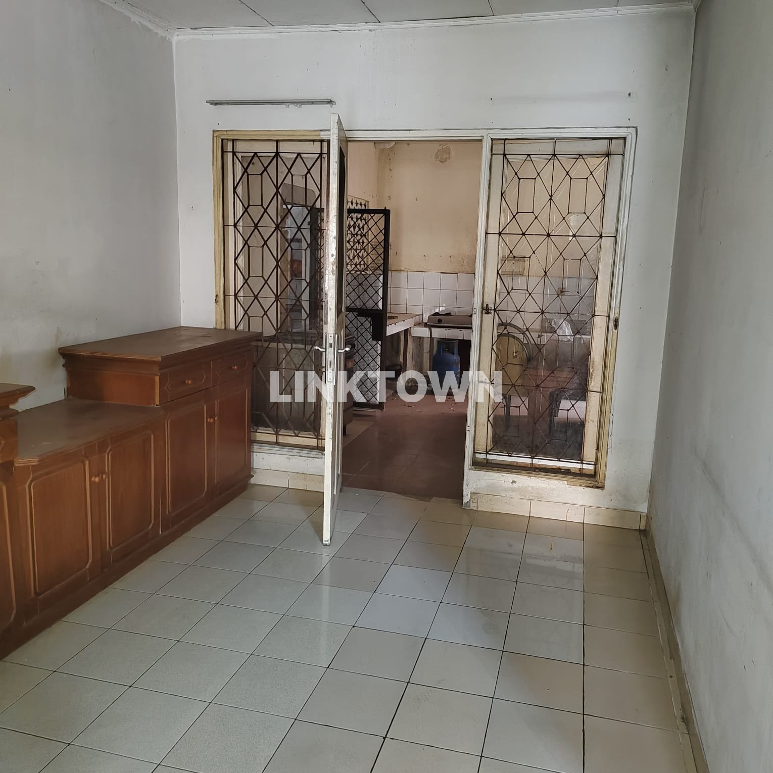 Dijual Rumah 2 Lantai di Resinda Karawang