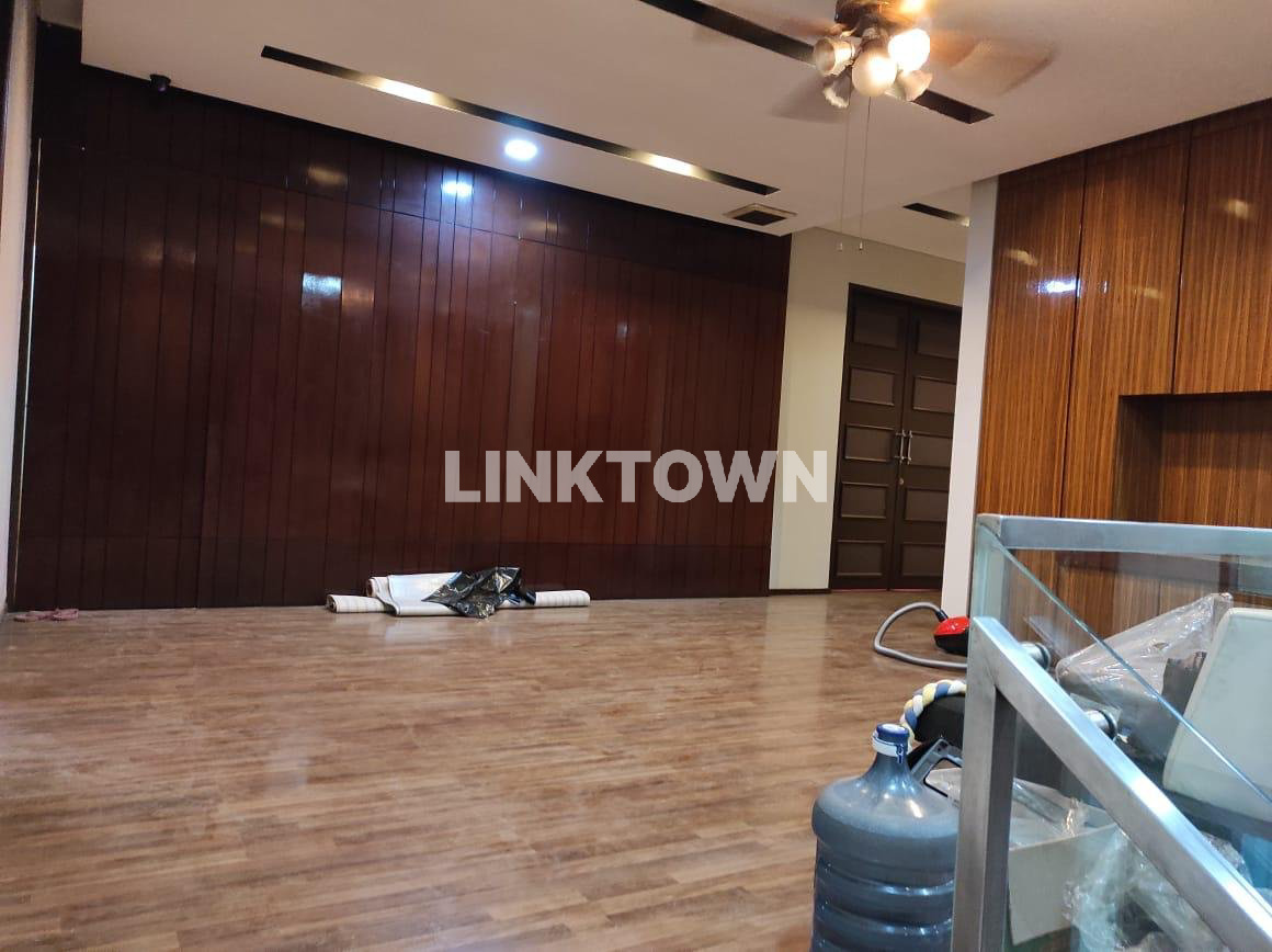 Dijual Rumah di Banjarwijaya Berada di Boulevard