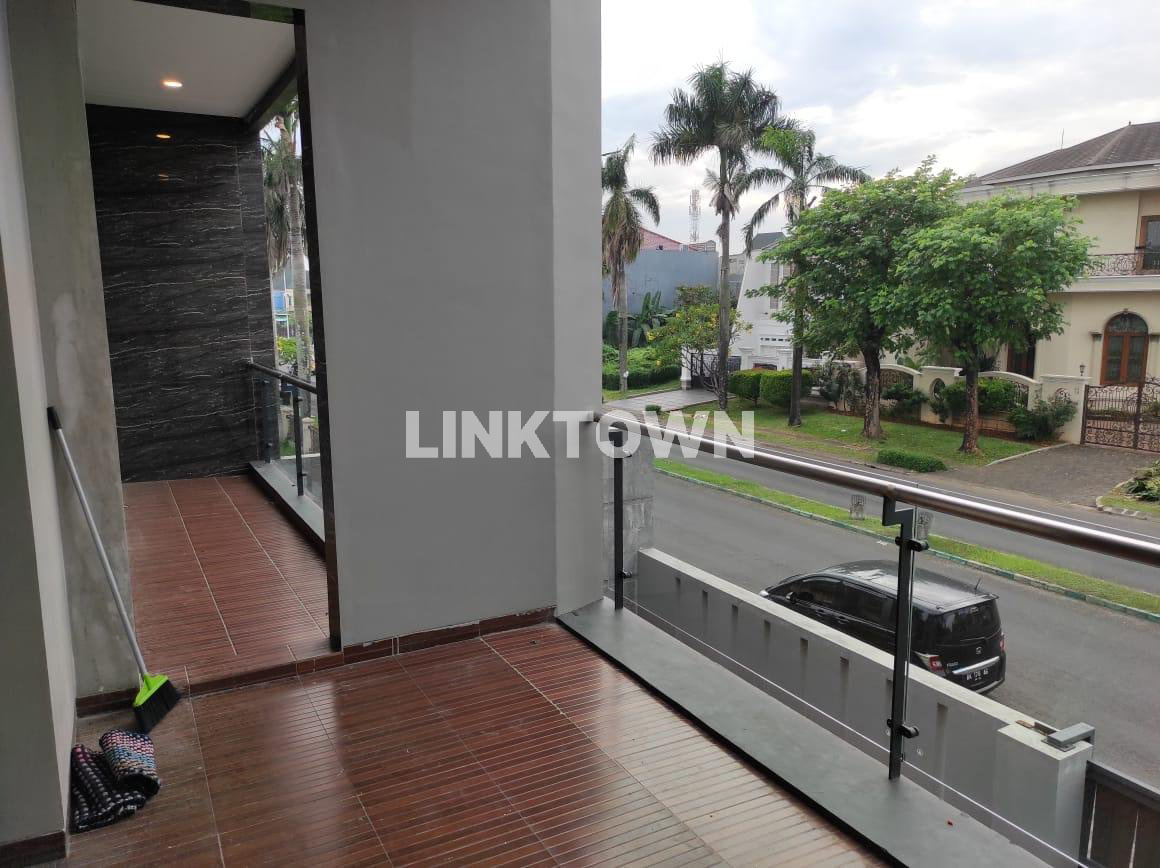 Dijual Rumah di Banjarwijaya Berada di Boulevard