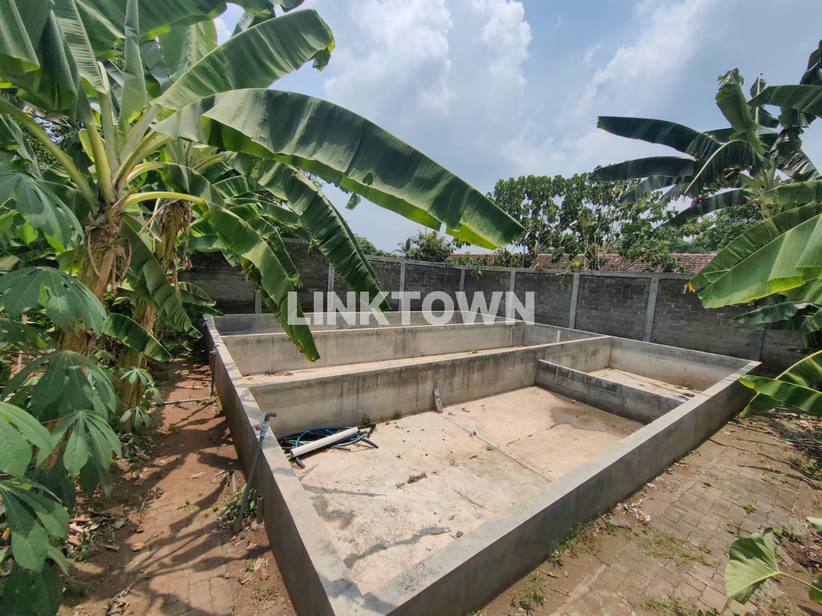 Rumah Siap Huni Dapat Kolam Lele di Rampelan Blotongan Salatiga Rumah Siap Huni Dapat Kolam Lele di Rampelan Blotongan Salatiga