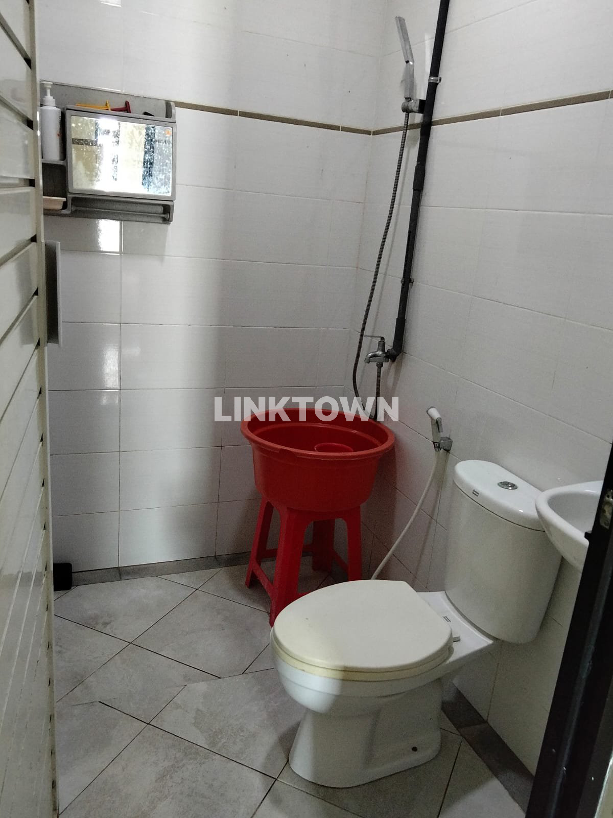 Unit Rumah Cluster dengan One Gate System Nego di Perum Medoho City Park