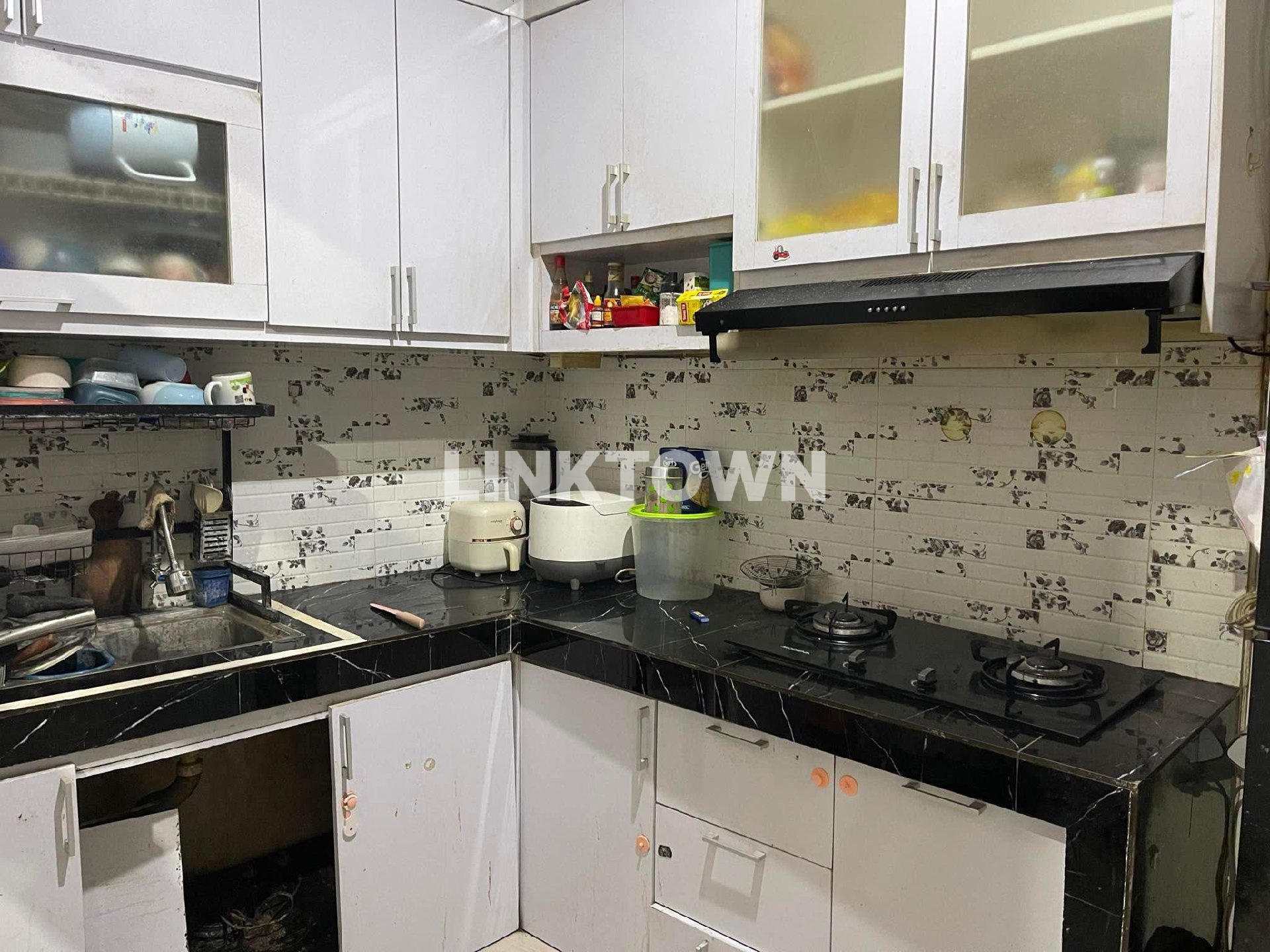 Hunian Minimalis Modern 2 Lantai Murah di Kawasan Graha Safira Semarang