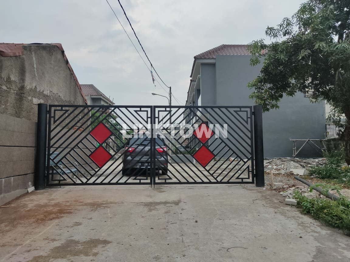 Dijual Rumah di Cluster Meruya Park Residence