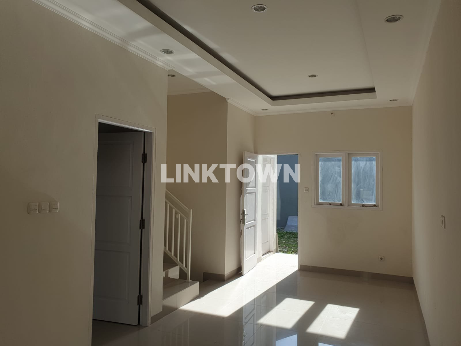 Dijual Rumah di Cluster Meruya Park Residence