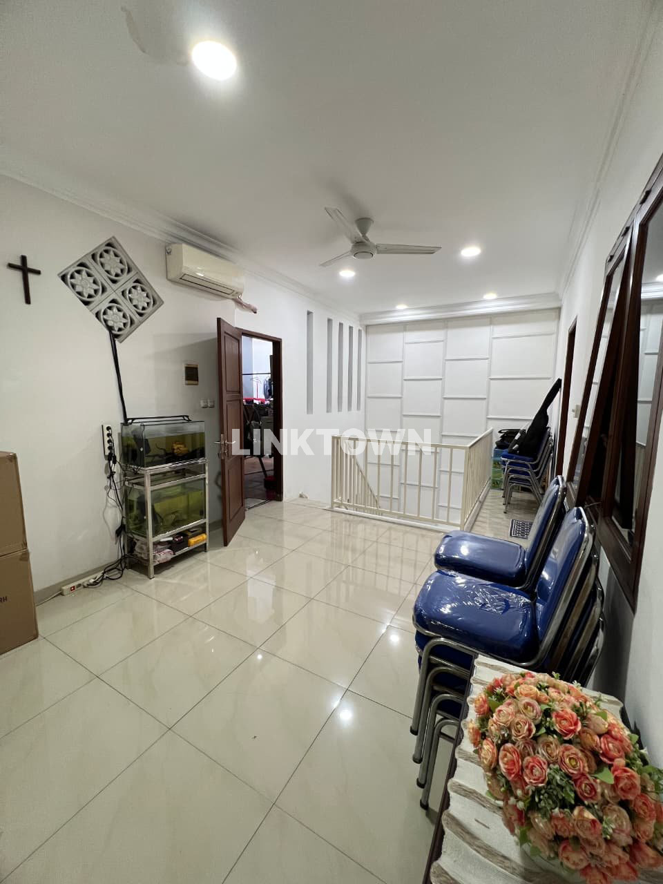 Rumah Semi Furnish Cluster Melati Harapan Indah Bisa Nego