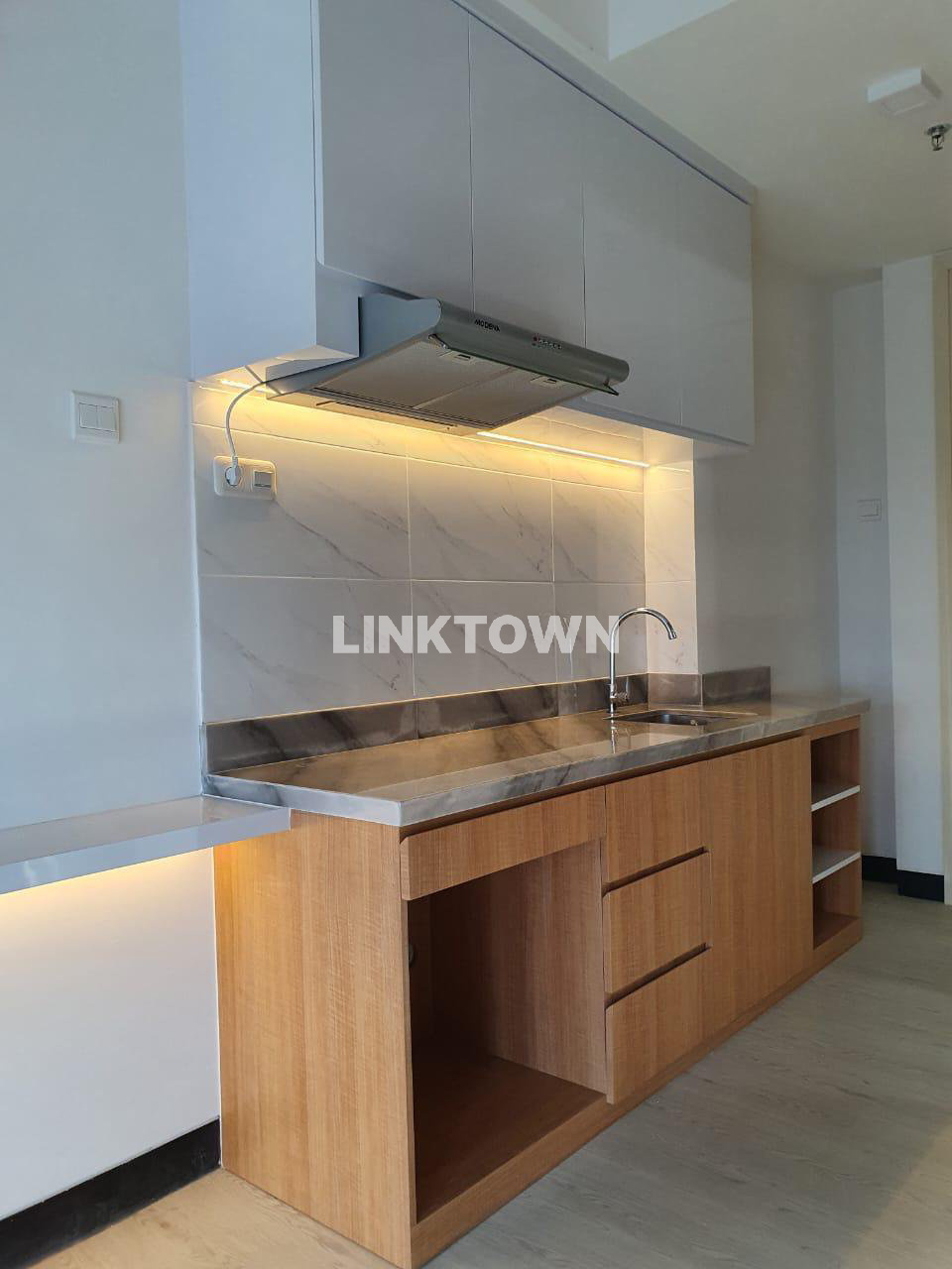 Disewakan Apartemen Fully Furnish dengan View Terbaik di Apartemen Amor Pakuwon City
