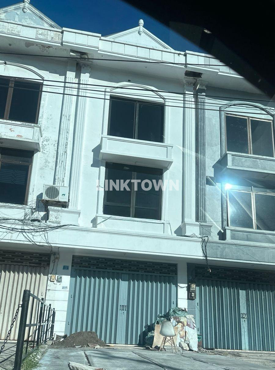Disewakan Ruko 3 Lantai Full Bangunan Siap Pakai di Kupang Baru Disewakan Ruko 3 Lantai Full Bangunan Siap Pakai di Kupang Baru