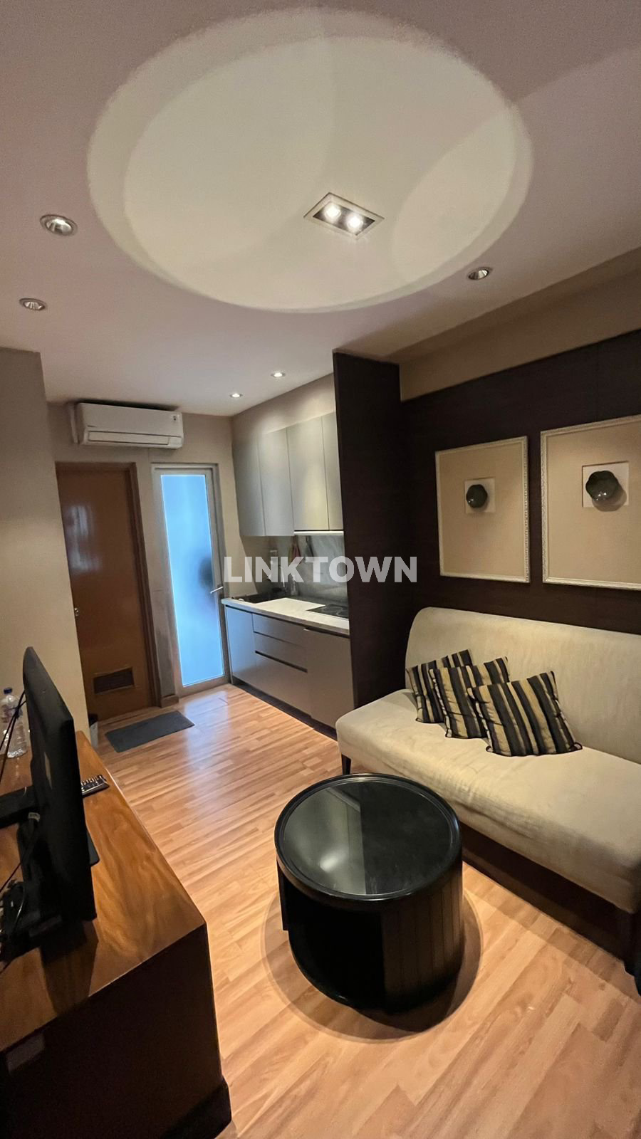 Interior Mewah Full Furnish Apartemen Type 2 Br di Gunawangsa Manyar Interior Mewah Full Furnish Apartemen Type 2 Br di Gunawangsa Manyar