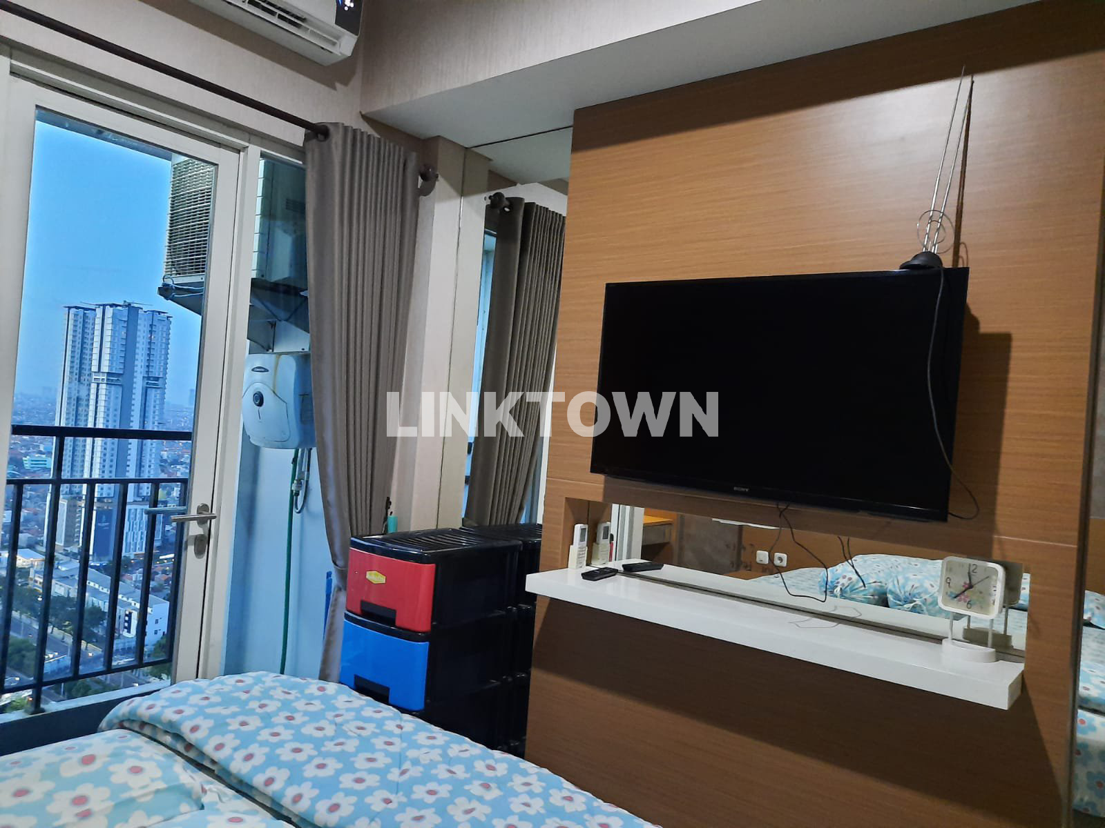 Free Service Charge Apartemen Type Studio di Papilio Dekat Aksea Tol Waru
