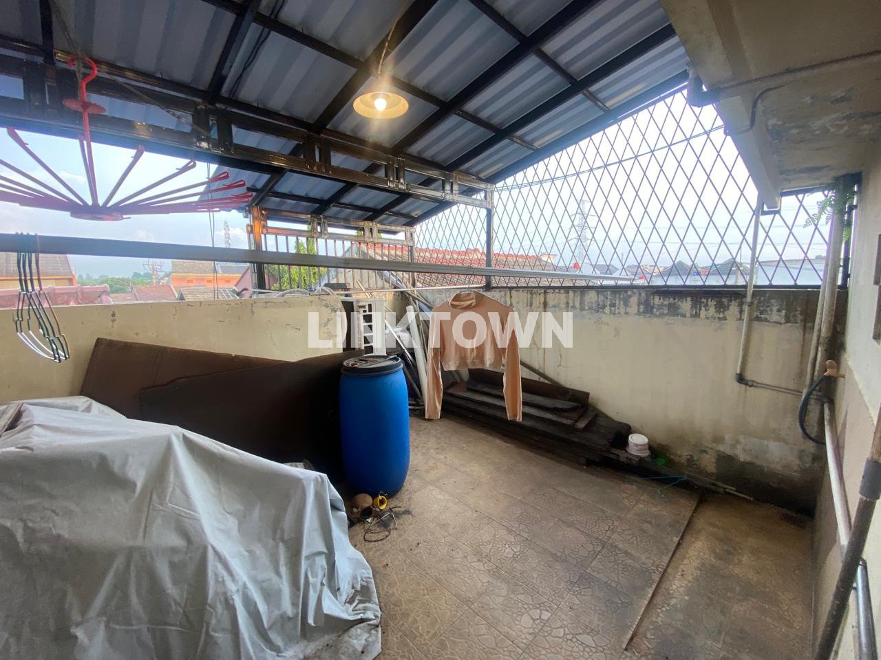 Dijual Rumah Luas 3 Lantai Di Kota Depok