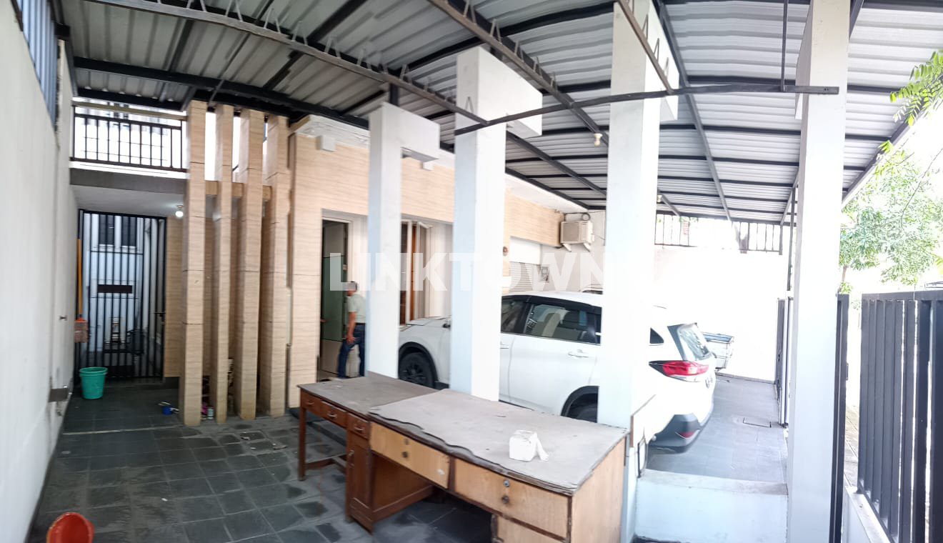 Dijual Rumah 2 Lantai Semifurnish Siap Huni di Gayungsari Barat Surabaya Dijual Rumah 2 Lantai Semifurnish Siap Huni di Gayungsari Barat Surabaya