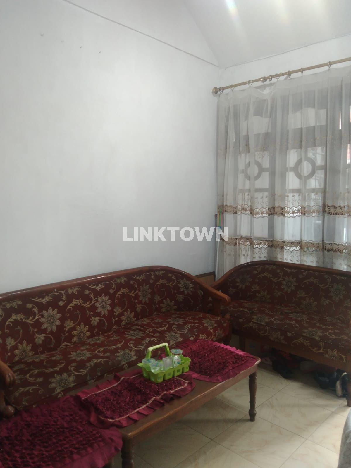 Dibawah Harga Pasar Rumah 2 Lantai Semifurnished di Gresik Kota Baru