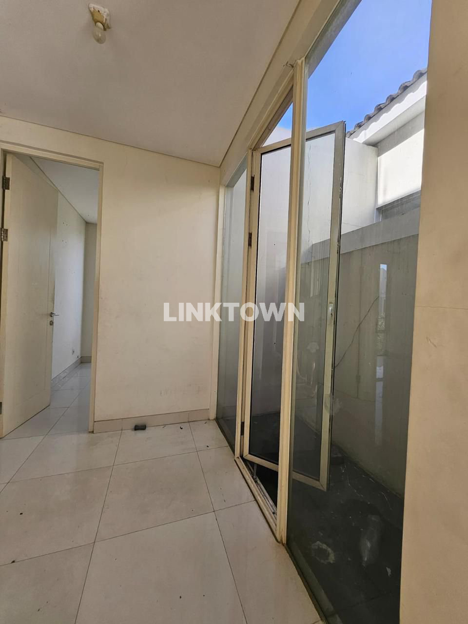 Dijual Murah dan Cepat Harga Under Market Nego di Grand Pakuwon Surabaya Barat