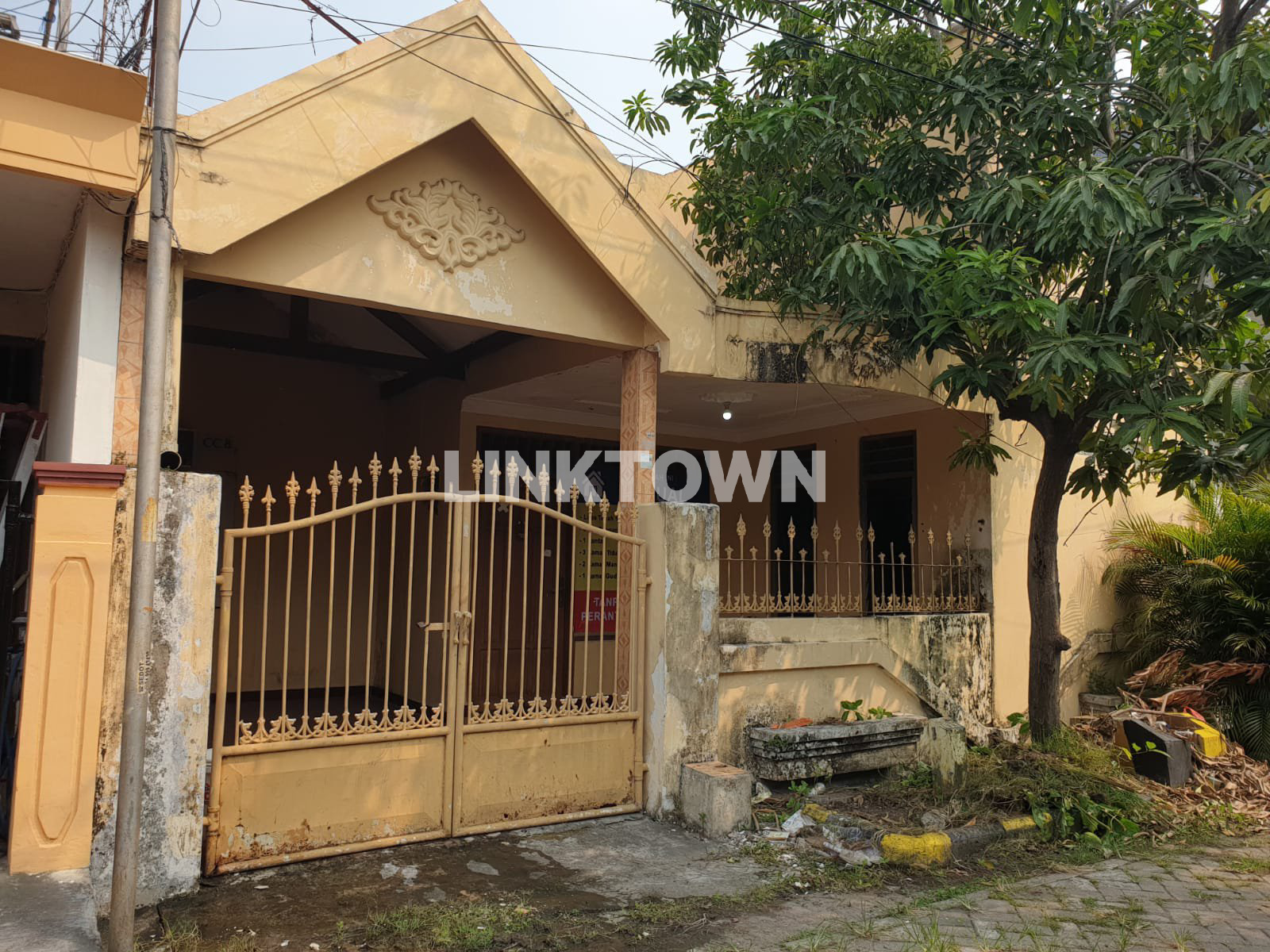 Best Deal Dijual Cepat Rumah di Darmo Permai Selangkah ke Hr Muhammad dan Pakuwon Mall Best Deal Dijual Cepat Rumah di Darmo Permai Selangkah ke Hr Muhammad dan Pakuwon Mall