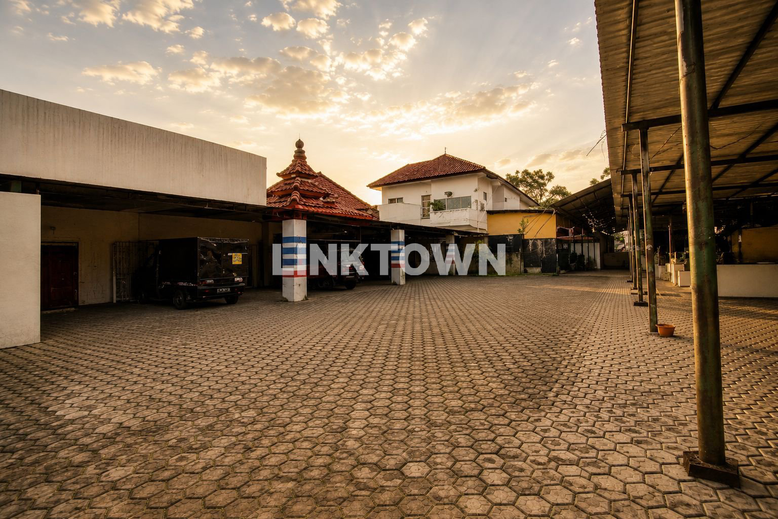 Dijual Gudang dan Kantor Lokasi Strategis di Jombang