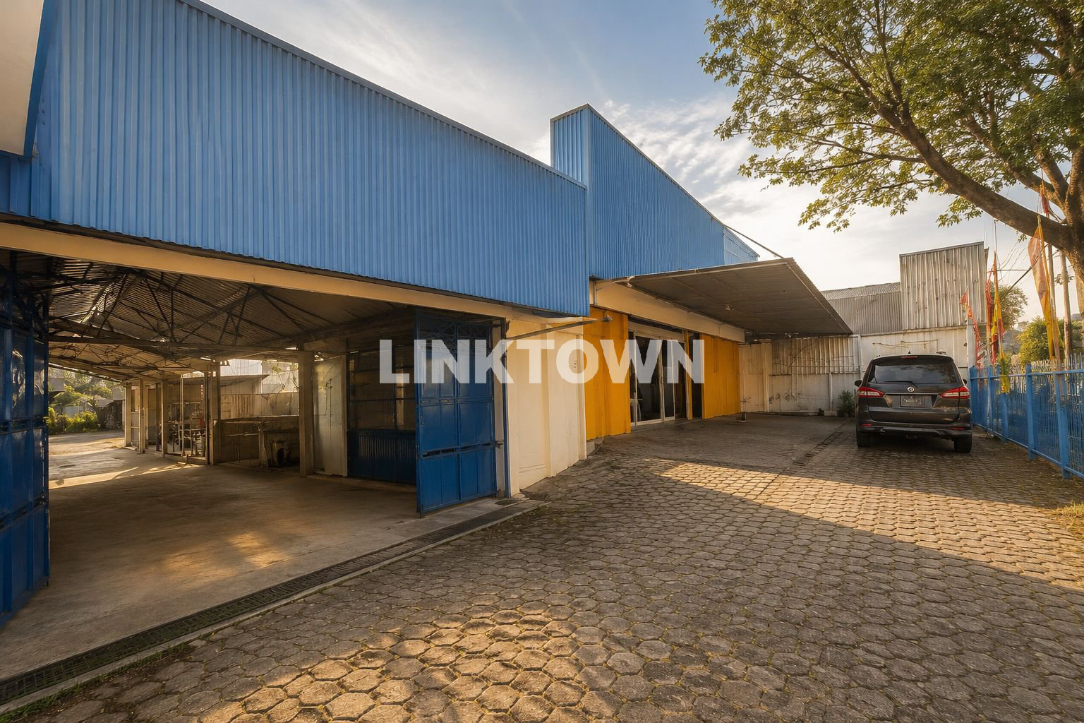 Dijual Gudang dan Kantor Lokasi Strategis di Jombang Dijual Gudang dan Kantor Lokasi Strategis di Jombang