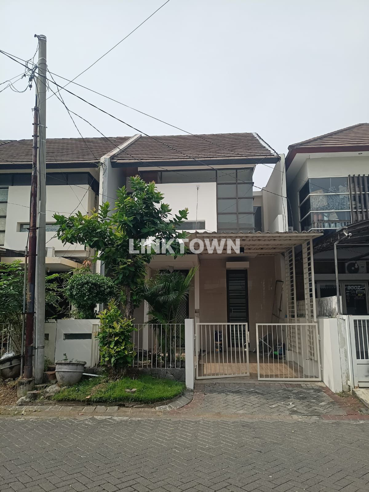 Dijual Cepat Rumah 2 Lantai Siap Huni di Pantai Mentari Surabaya Dijual Cepat Rumah 2 Lantai Siap Huni di Pantai Mentari Surabaya