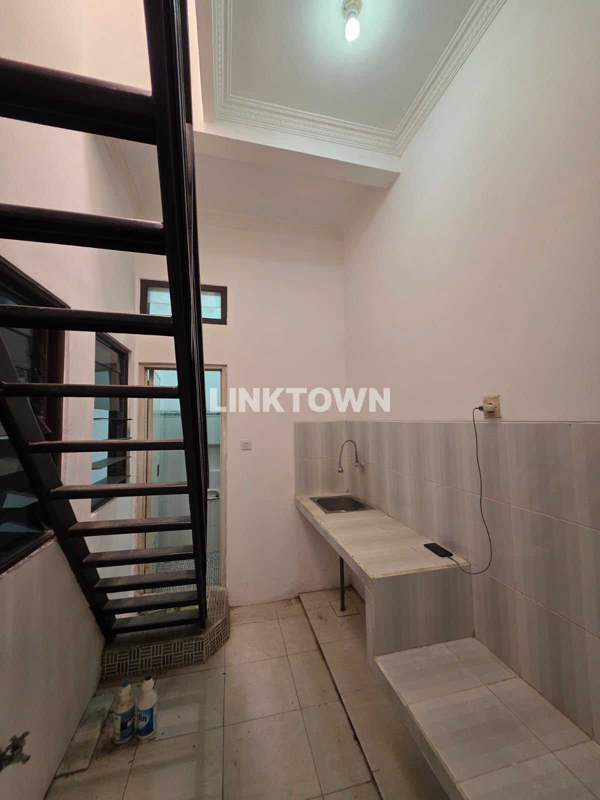 Dijamin Termurah Rumah Siap Huni di Tambaksari Surabaya