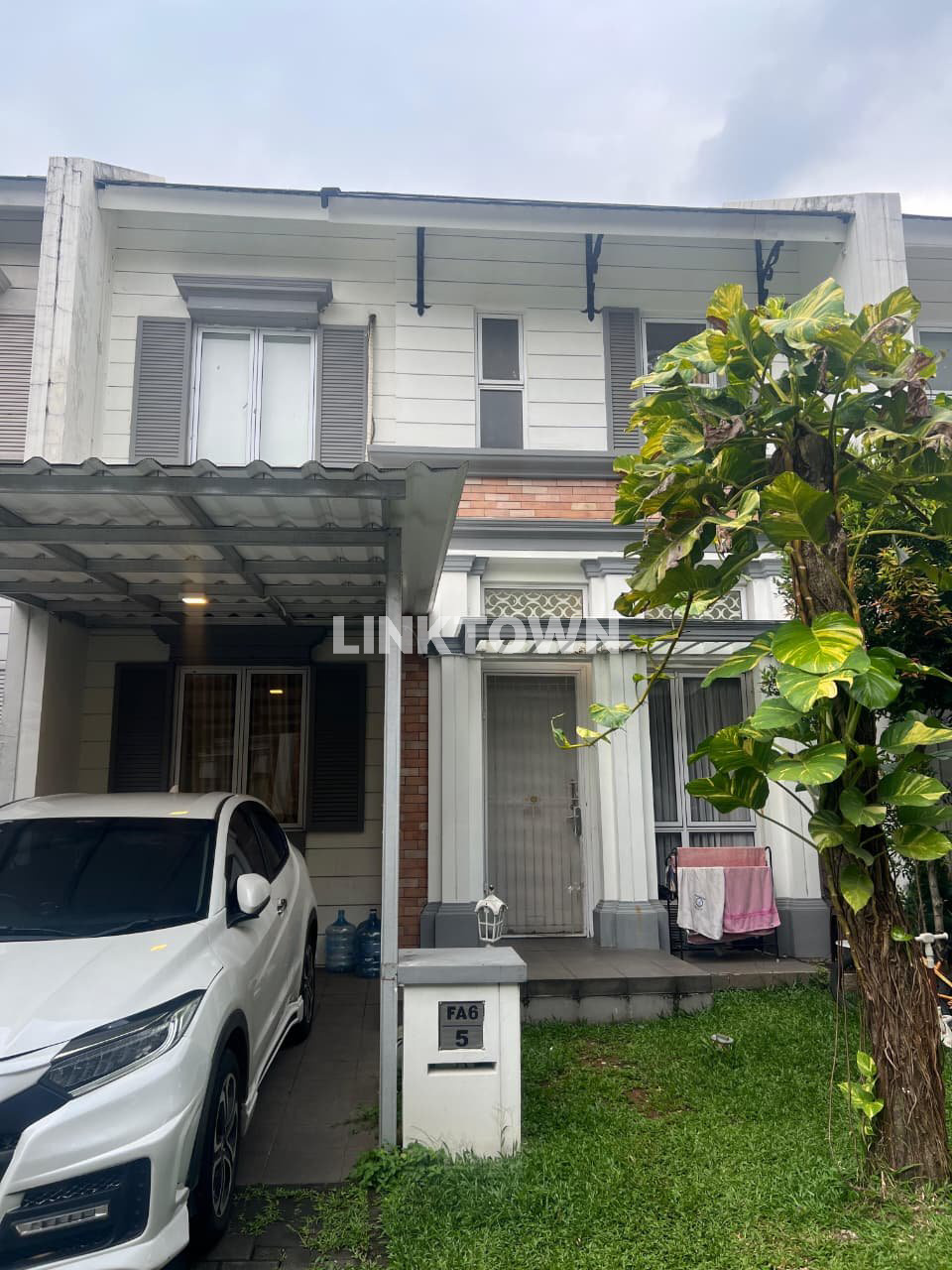 Dijual Rumah 2 Lantai di Greenwich BSD Dijual Rumah 2 Lantai di Greenwich BSD