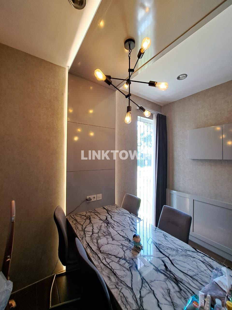 Dijual Furnish Hunian Modern Minimalis 2 Lantai di Graha Natura