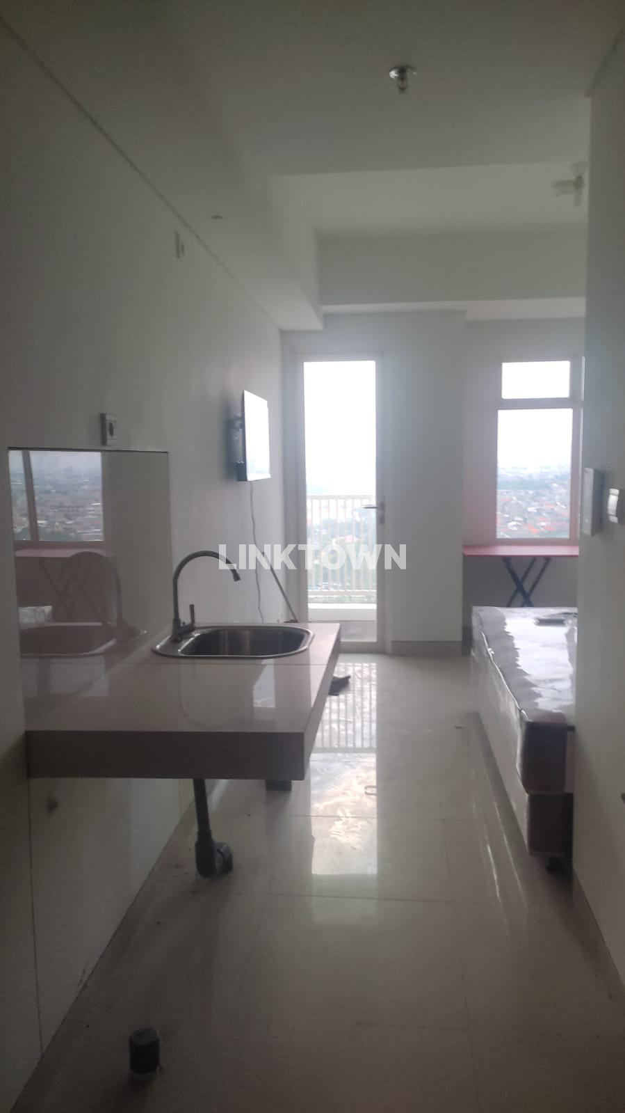 Disewakan Murah dan Nego Apartemen Type Studio di Klaska Residence Surabaya