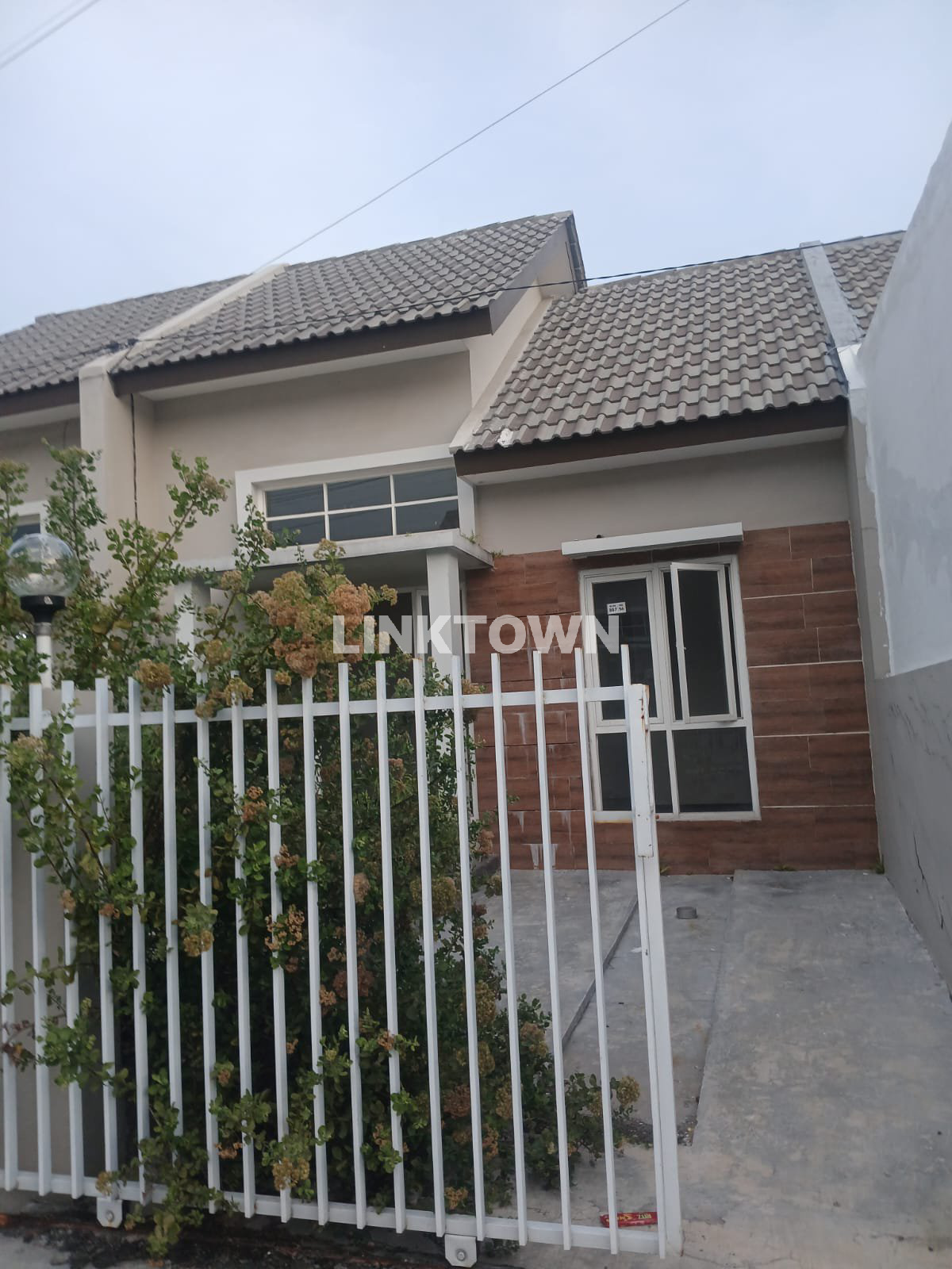 Disewakan Termurah Rumah Siap Huni di Alana Cemandi Disewakan Termurah Rumah Siap Huni di Alana Cemandi