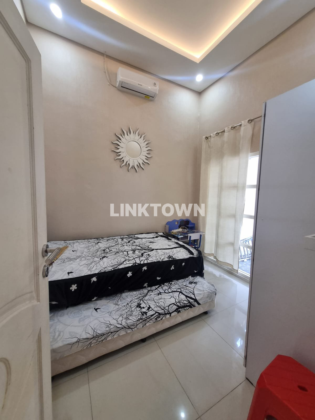 Under Market dan Harga Nego Rumah Full Furnish Lengkap di Pakuwon City Puri Asri Surabaya