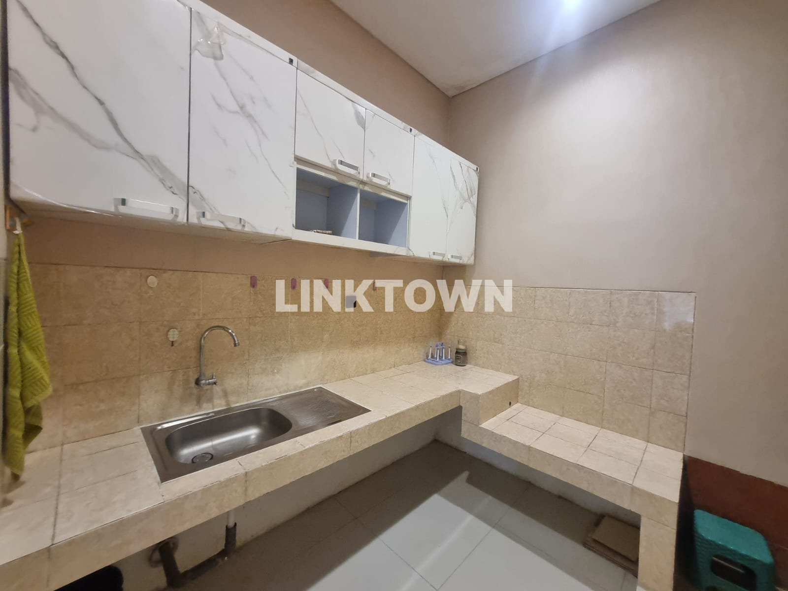 Under Market dan Harga Nego Rumah Full Furnish Lengkap di Pakuwon City Puri Asri Surabaya