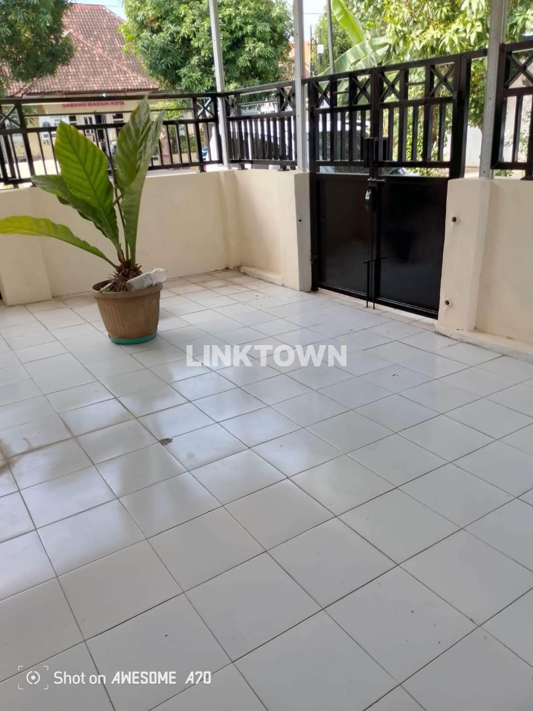 Lokasi Straregis Rumah Posisi Hook Dekat Polresta Madiun
