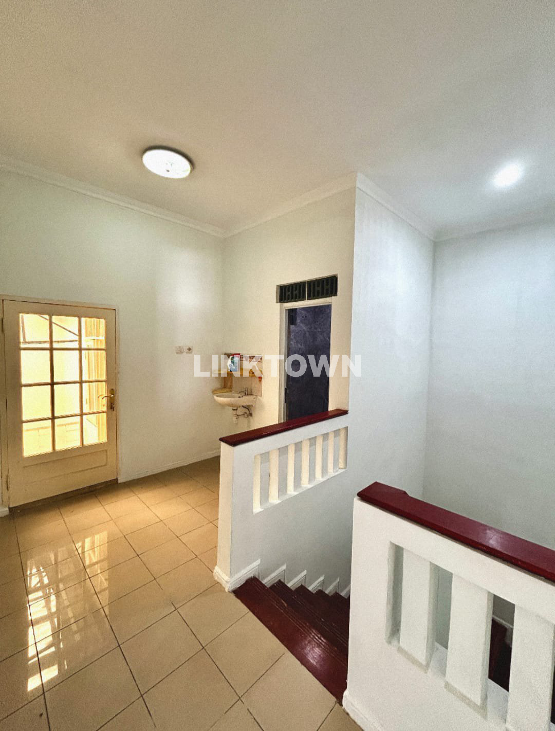 Disewakan Rumah Siap Huni Kawasan Citraland Surabaya Barat