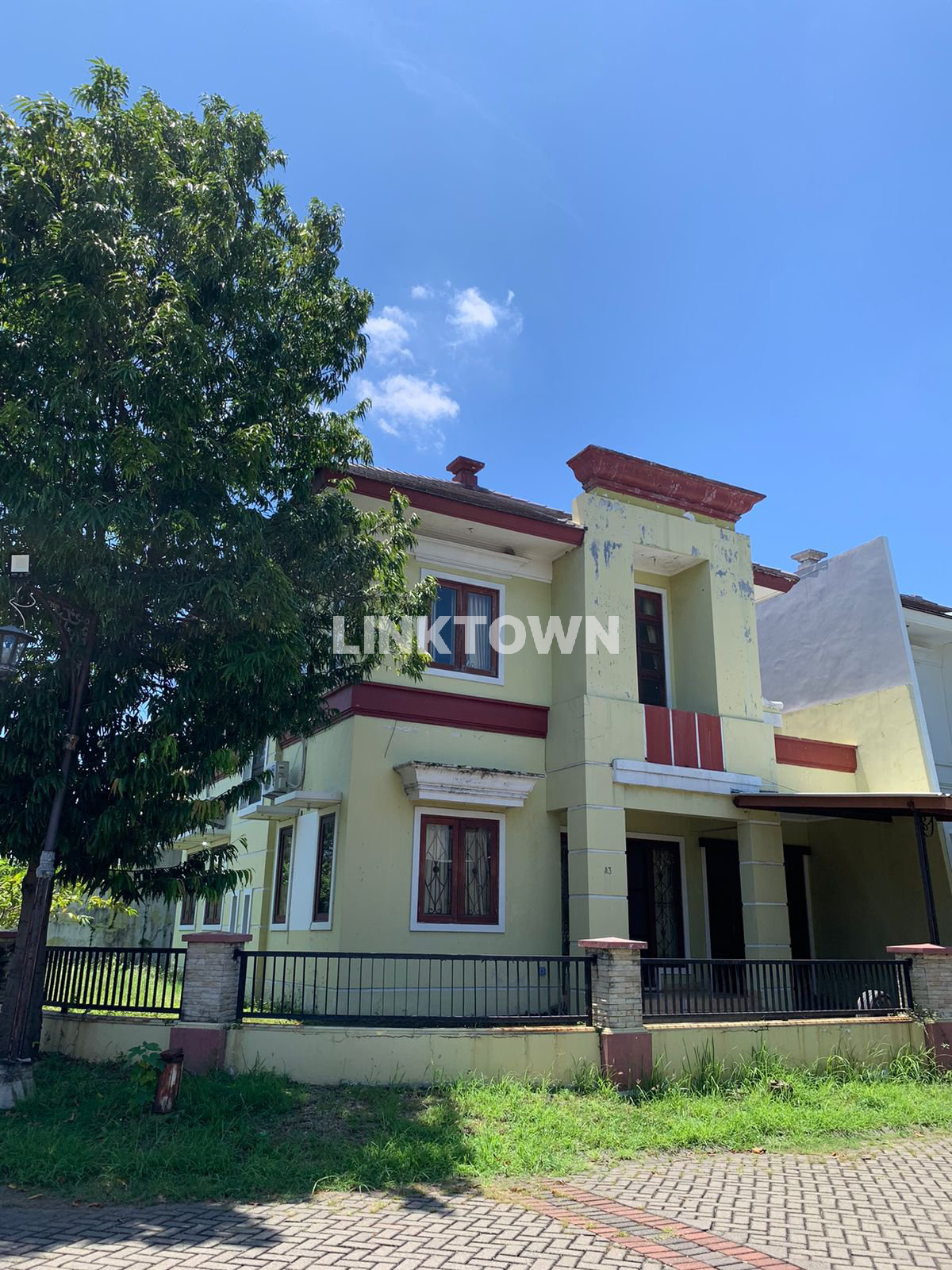 Disewakan Rumah Siap Huni Bebas Banjir di Darmo Bavarian Village Dekat Raya Darmo Permai Disewakan Rumah Siap Huni Bebas Banjir di Darmo Bavarian Village Dekat Raya Darmo Permai