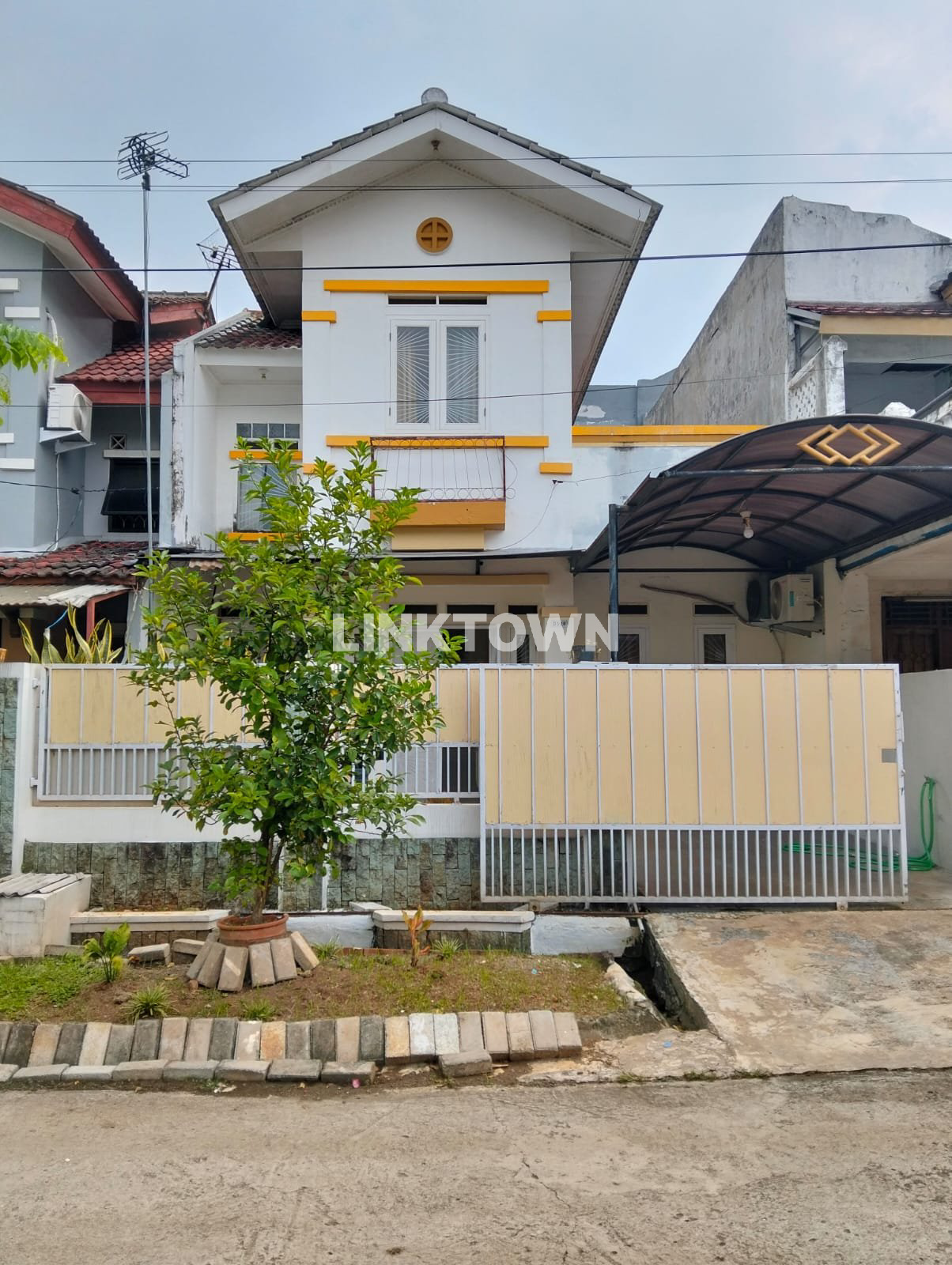 DISEWAKAN CEPAT MURAH RUMAH 2 LANTAI
