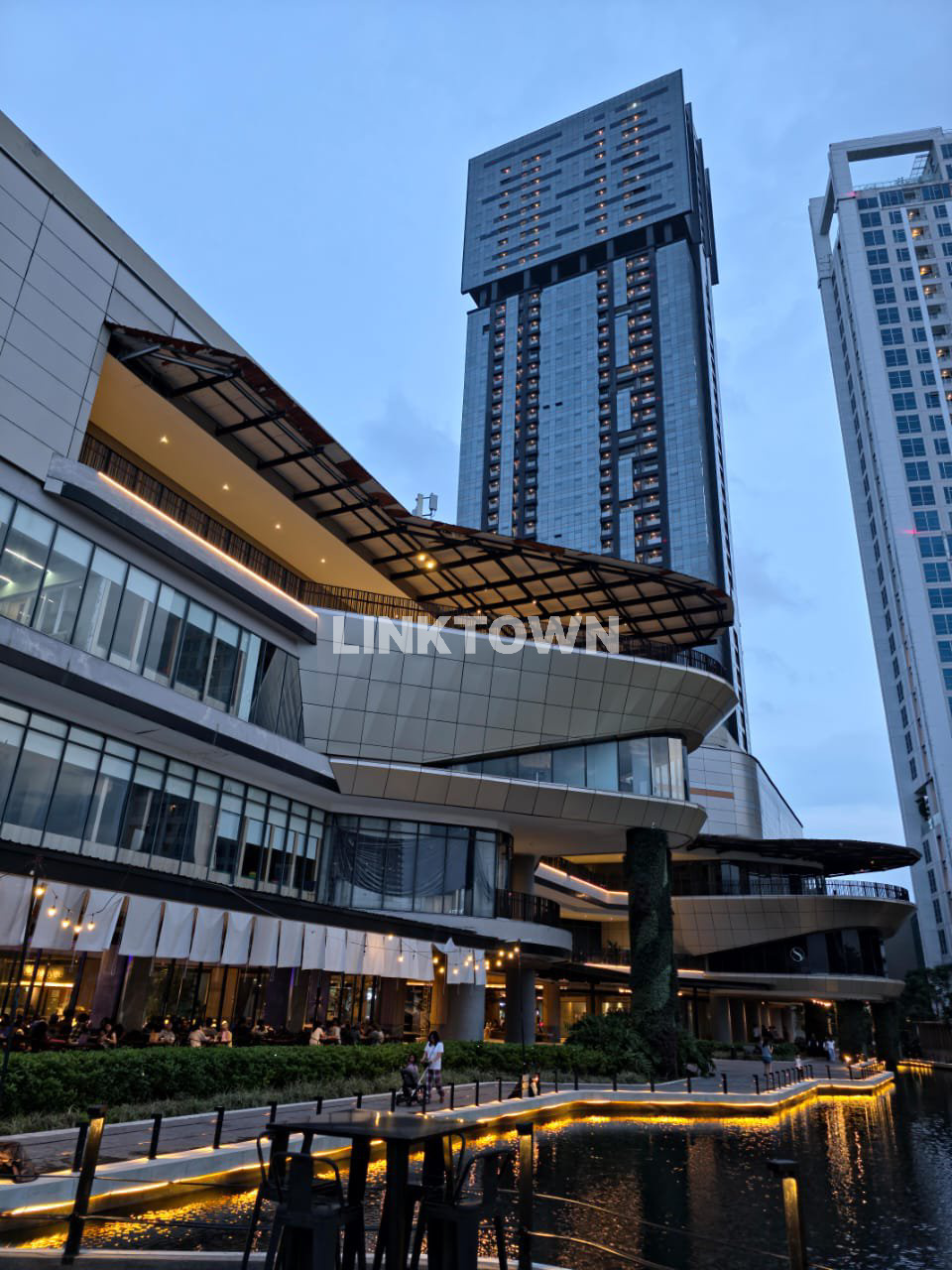 Dijual Cepat Nego Keras Apartemen View Surabaya Barat di Grand Sungkono Lagoon