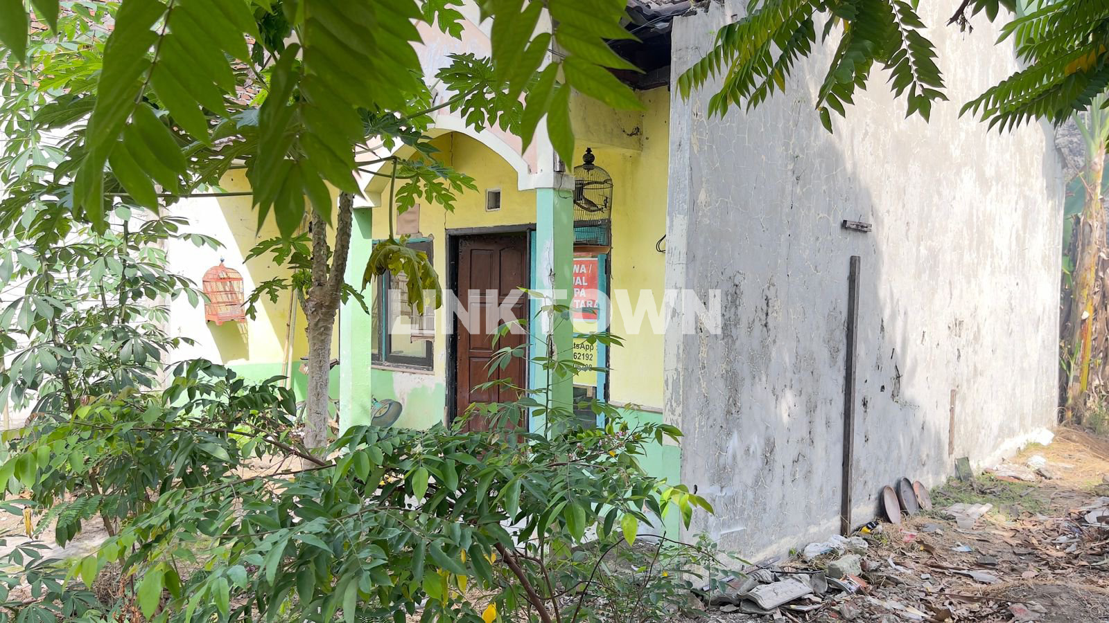 Rumah Posisi Hook Lokasi Bebas Banjir di Perum Anggun Sejahtera Sidoarjo