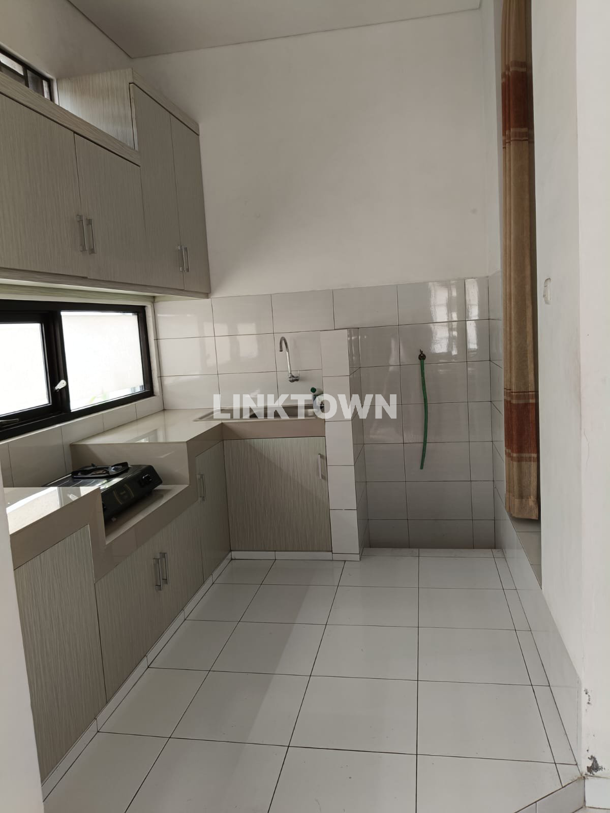 Dijual Rumah Siap Huni di Danau Tondano Malang Dekat Universitas Wisnuwardhana