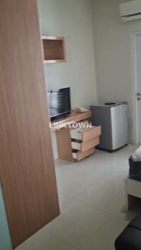 Disewakan Unit Apartemen Type Studio Full Furnish di The Square Dekat Univ Petra