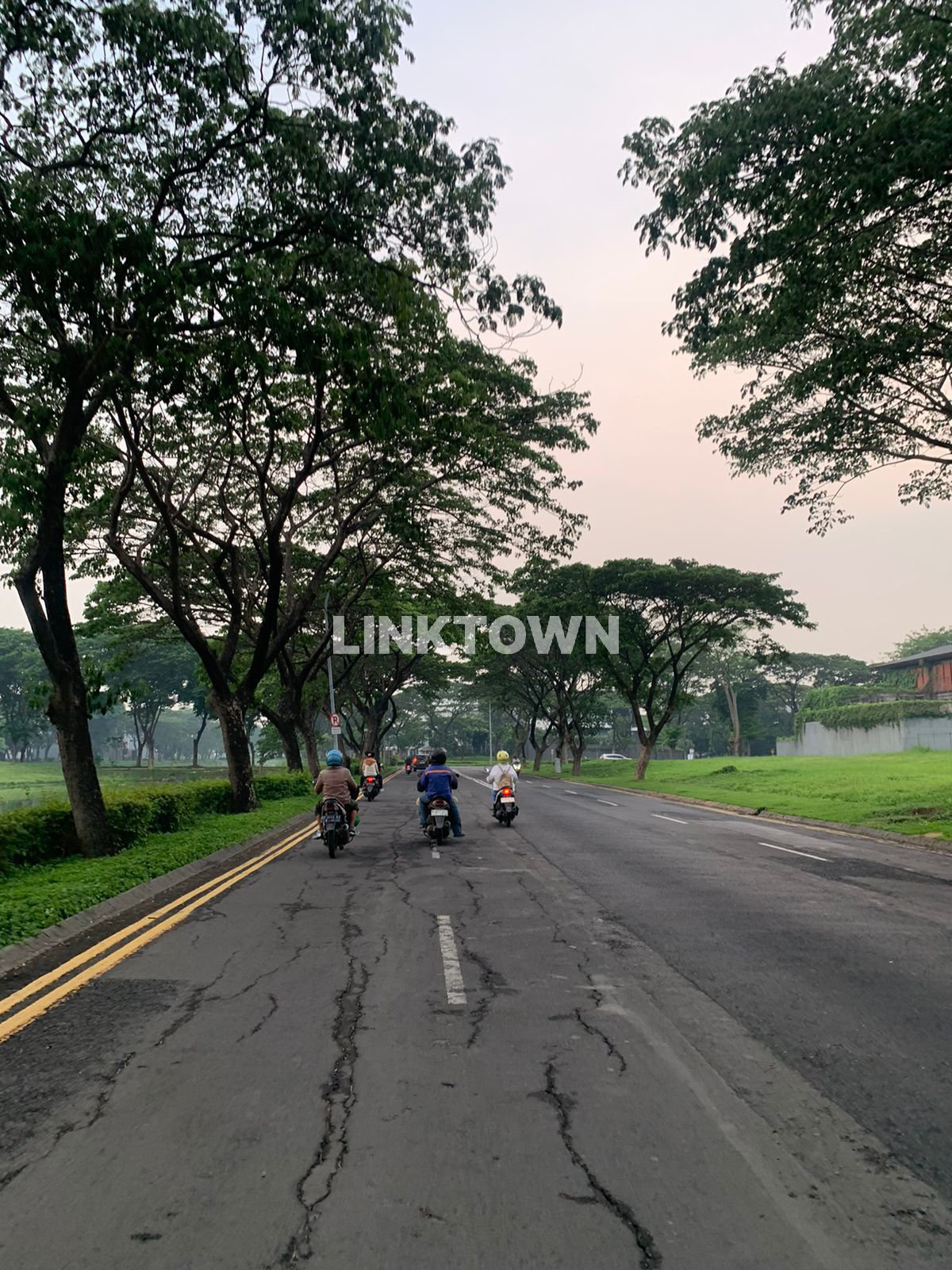 Posisi Premium View Telaga Kavling di Bukit Telaga Golf Surabaya Barat