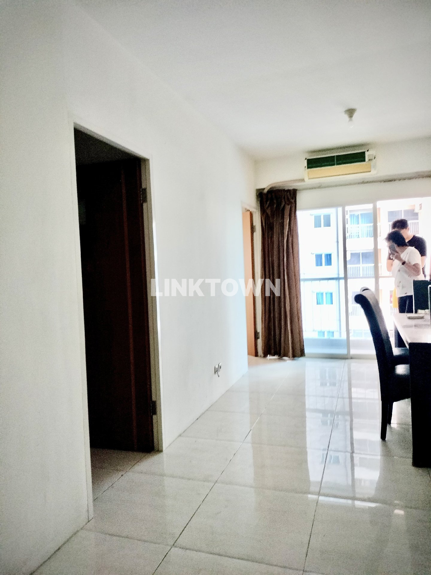 Apartemen Semifurnished Disewakan Bulanan dan Tahunan Type 2 Br di Puncak Bukit Golf Surabaya